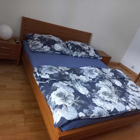 Apartman Pistacia Priame Centrum Bb Banská Bystrica Dış mekan fotoğraf