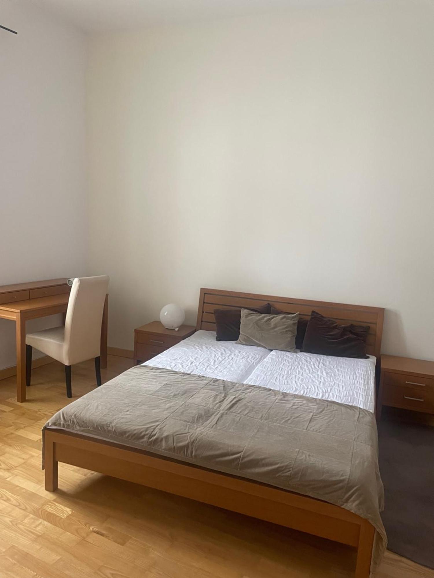 Apartman Pistacia Priame Centrum Bb Banská Bystrica Dış mekan fotoğraf